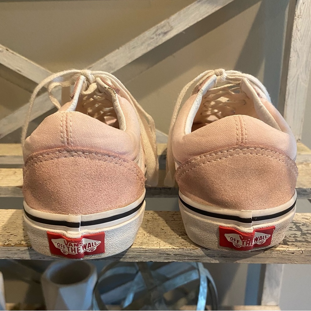 Vans - Picture 3 of 5